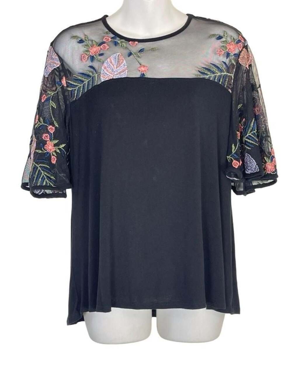 Kim & Cami Women's Black Floral Embroidered Mesh Overlay Tunic Top